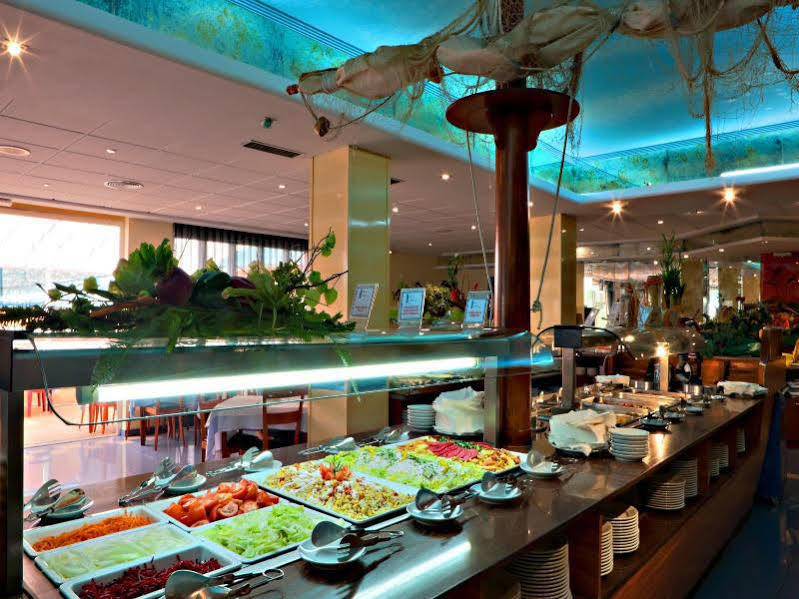 Tropic Hotel